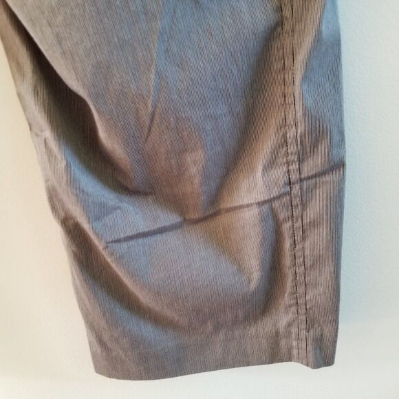 Daisy Fuentes Moda Wide-Waistband Taupe Combo Capri Pants - Size 8 - Lightweight - Picture 13 of 16